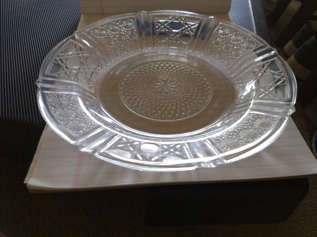 Crystal plate