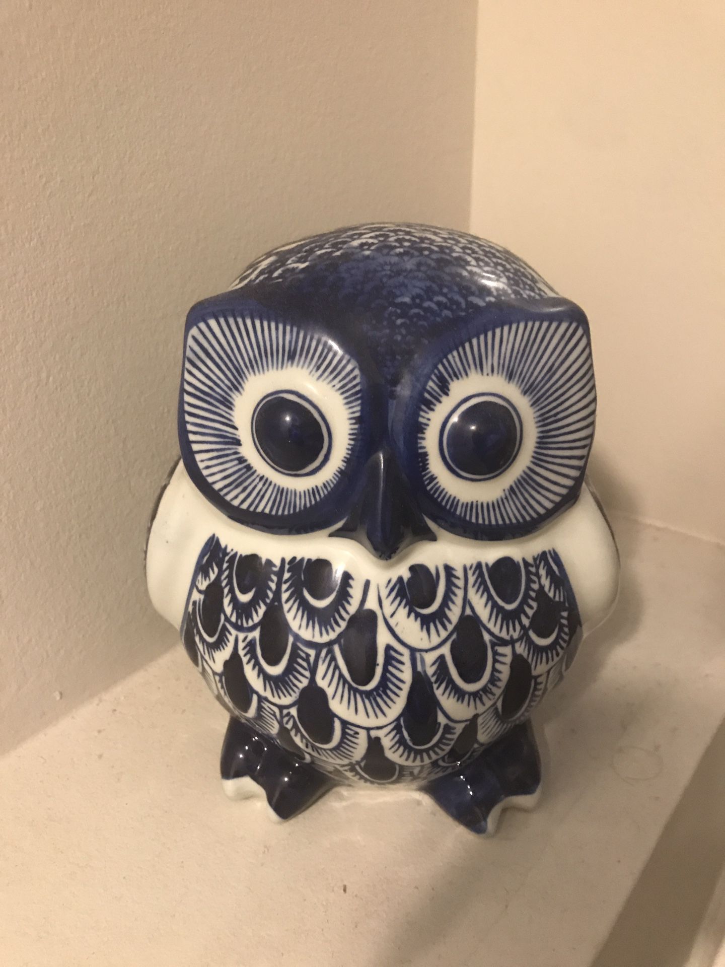 Owl decorative