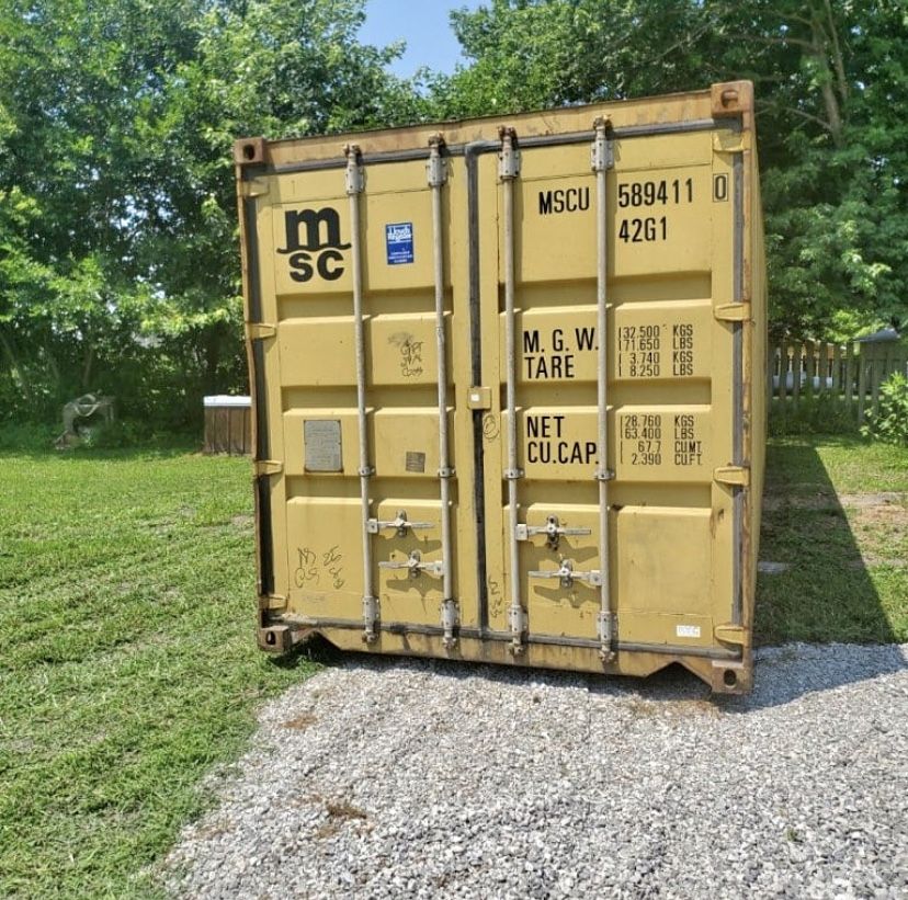 SHIPPING / STORAGE CONTAINERS W/ DELIVERY 20,40,40 HC .BUY/SELL. Financing & Lease Available!