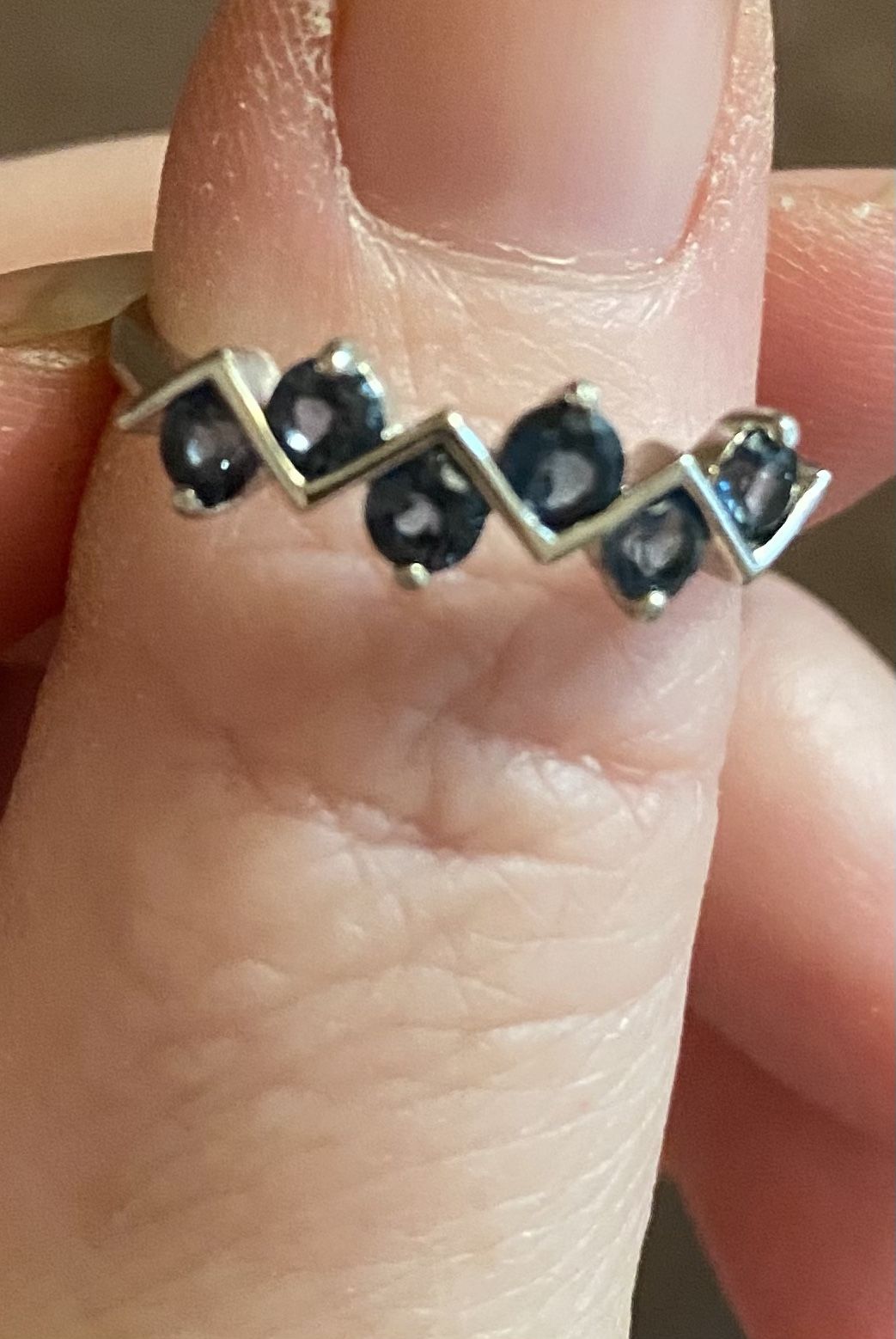 Elegant Unique Natural London Blue Topaz Zig Zag Silver Ring S925