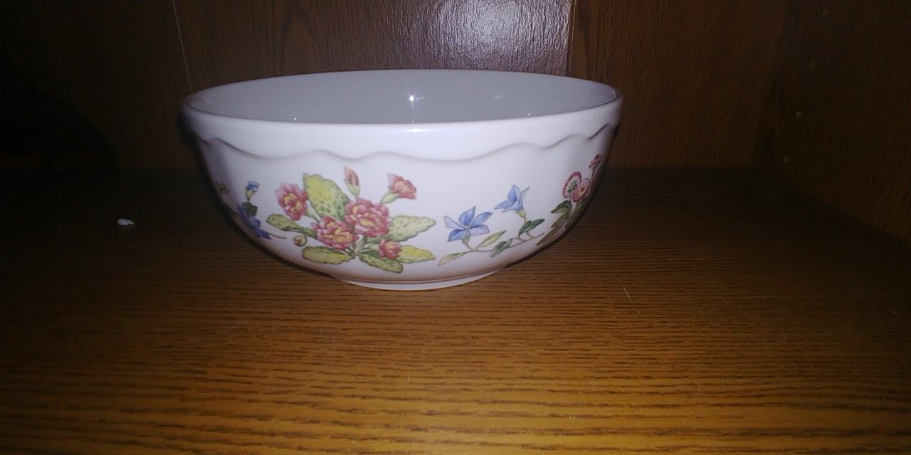 2 Noritake Casual Gourmet #7940 serving bowls