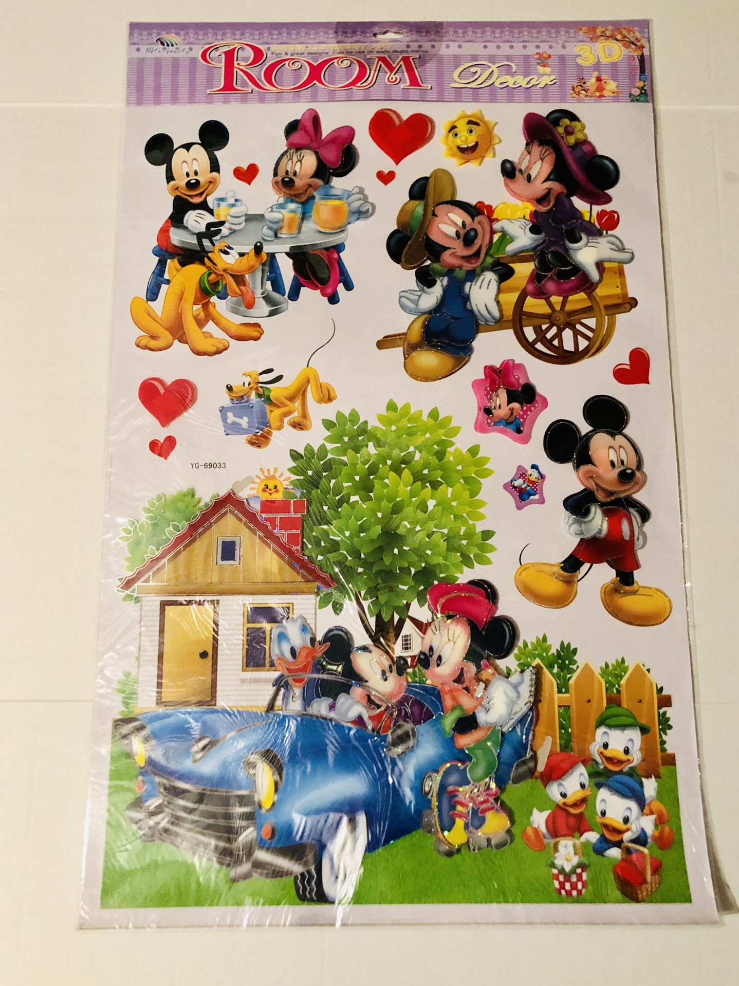 Mickey & Minnie 3D Wall, Mirror or Window Sticker Absolutely Stunning Some of the Decals Pop out and look realistic 35x22 inches