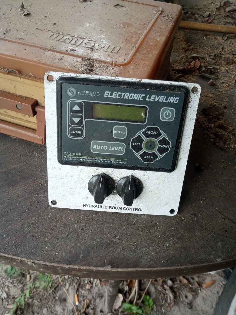 Jack's Pump Water Tank Had.holes And Controllers For Travel Trailer