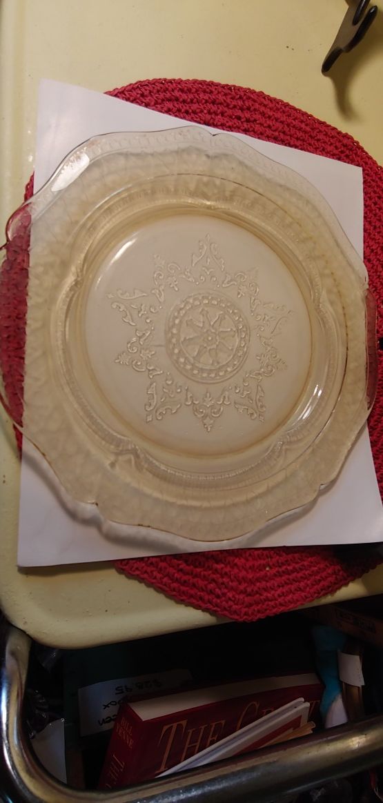 PAIR DEPRESSION GLASS PLATTERS