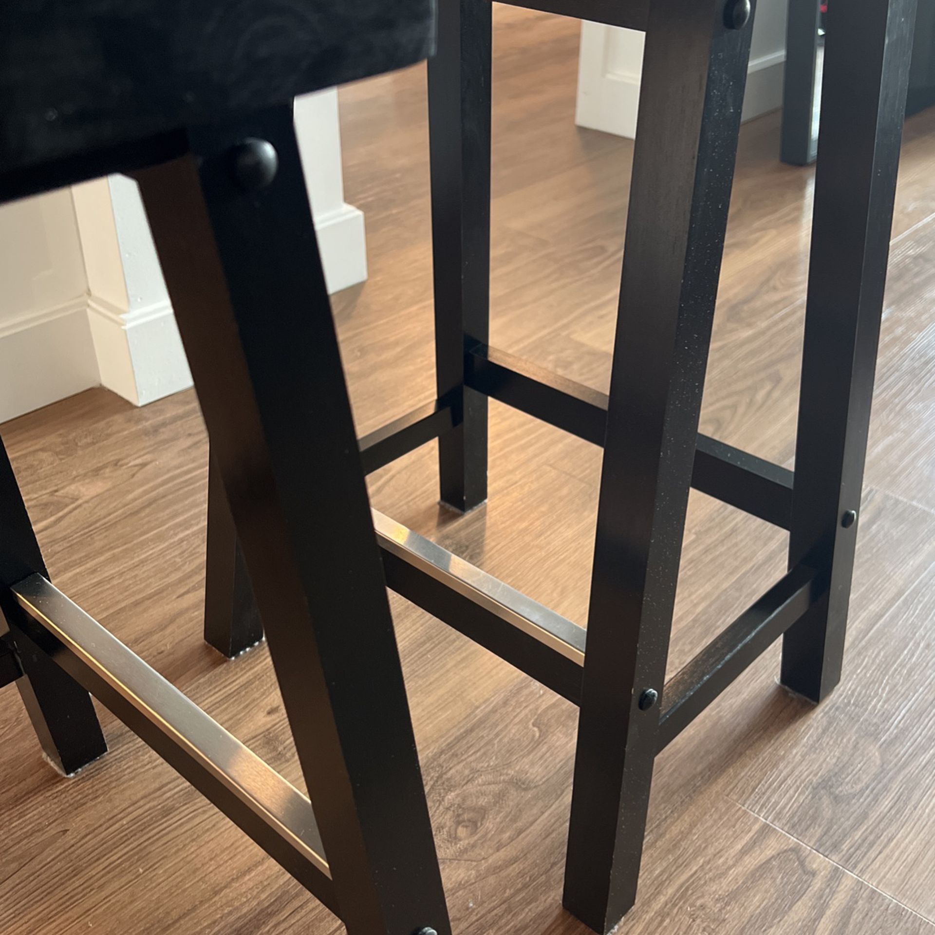 2 Counter Height Barstools