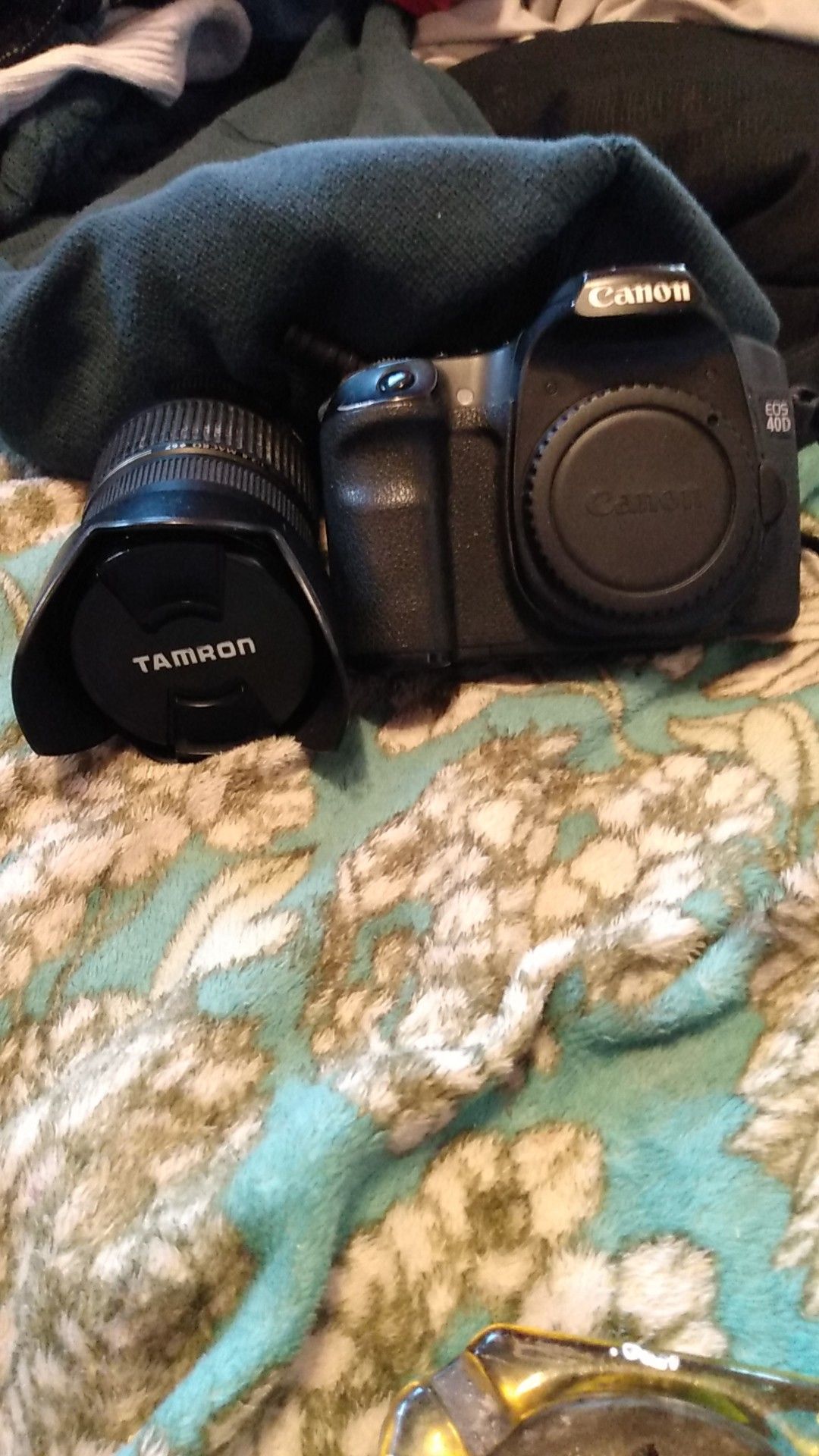 Canon EOS40D with tamaron 75 nm lense