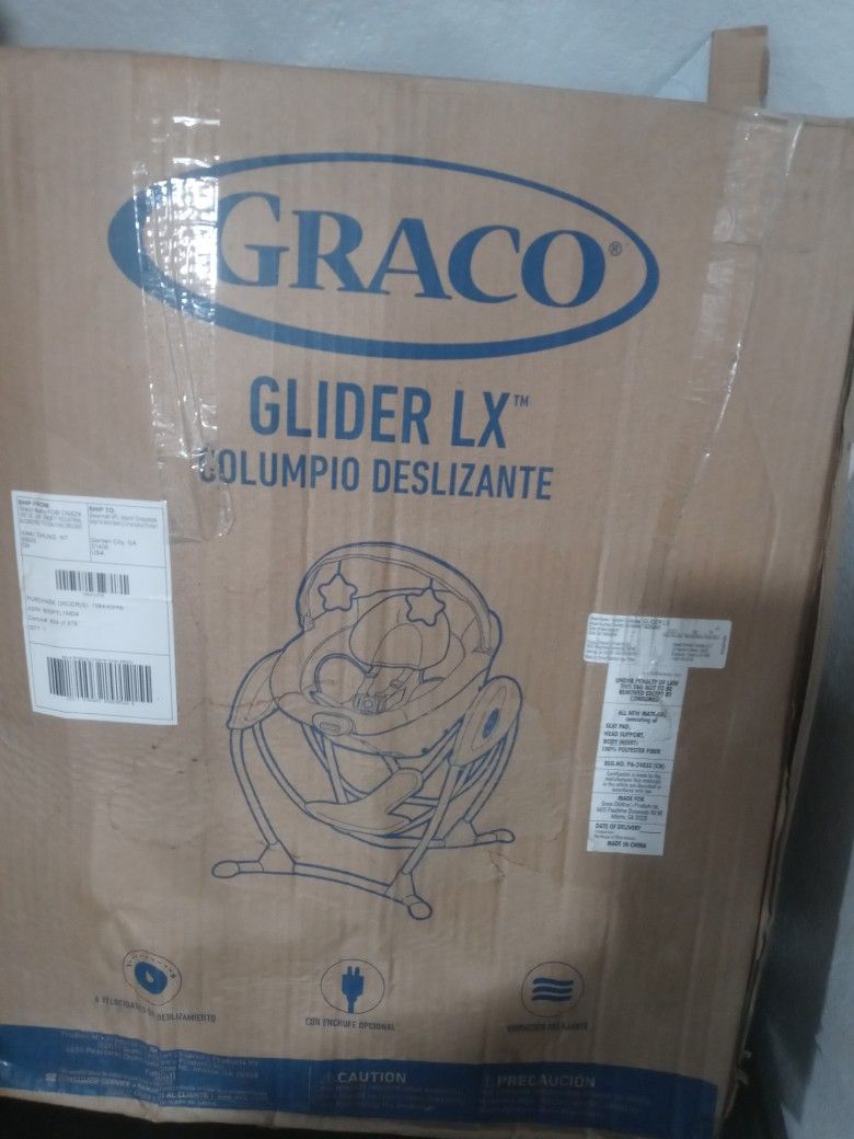Brand New Graco Glider Swing