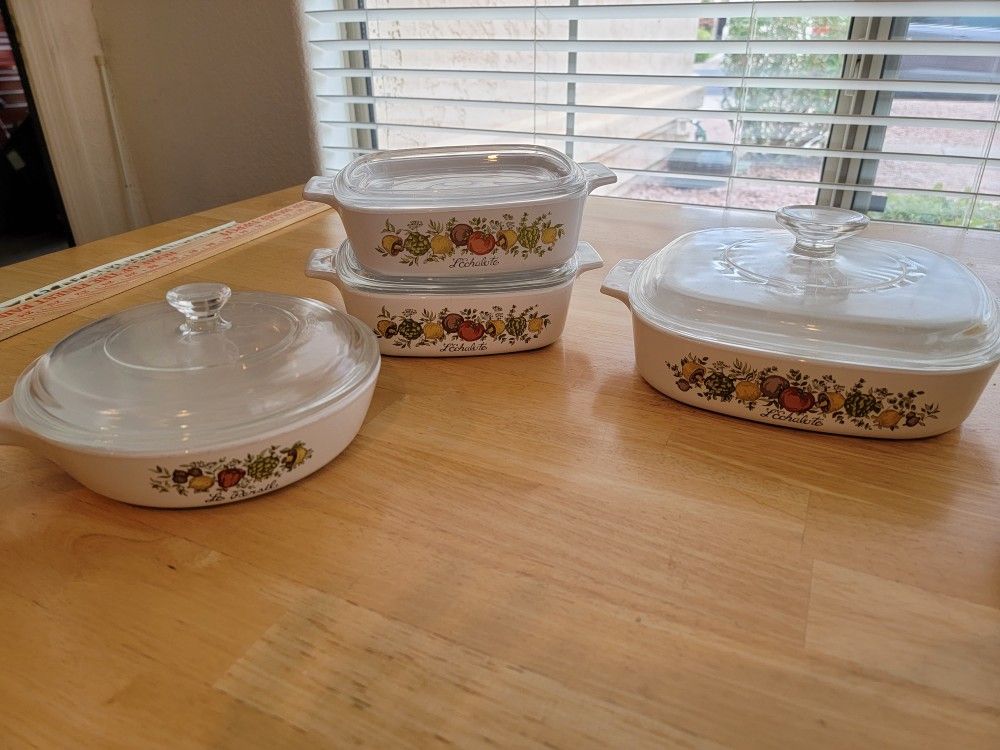 8 Piece Corningware