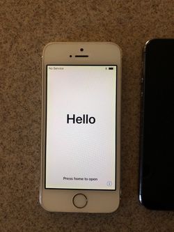 Selling two iPhone 5s 16G in great condition Thumbnail