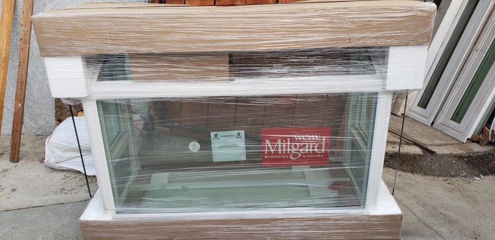 Windos Garden Windos 55x39 Milgard Low E ,argon