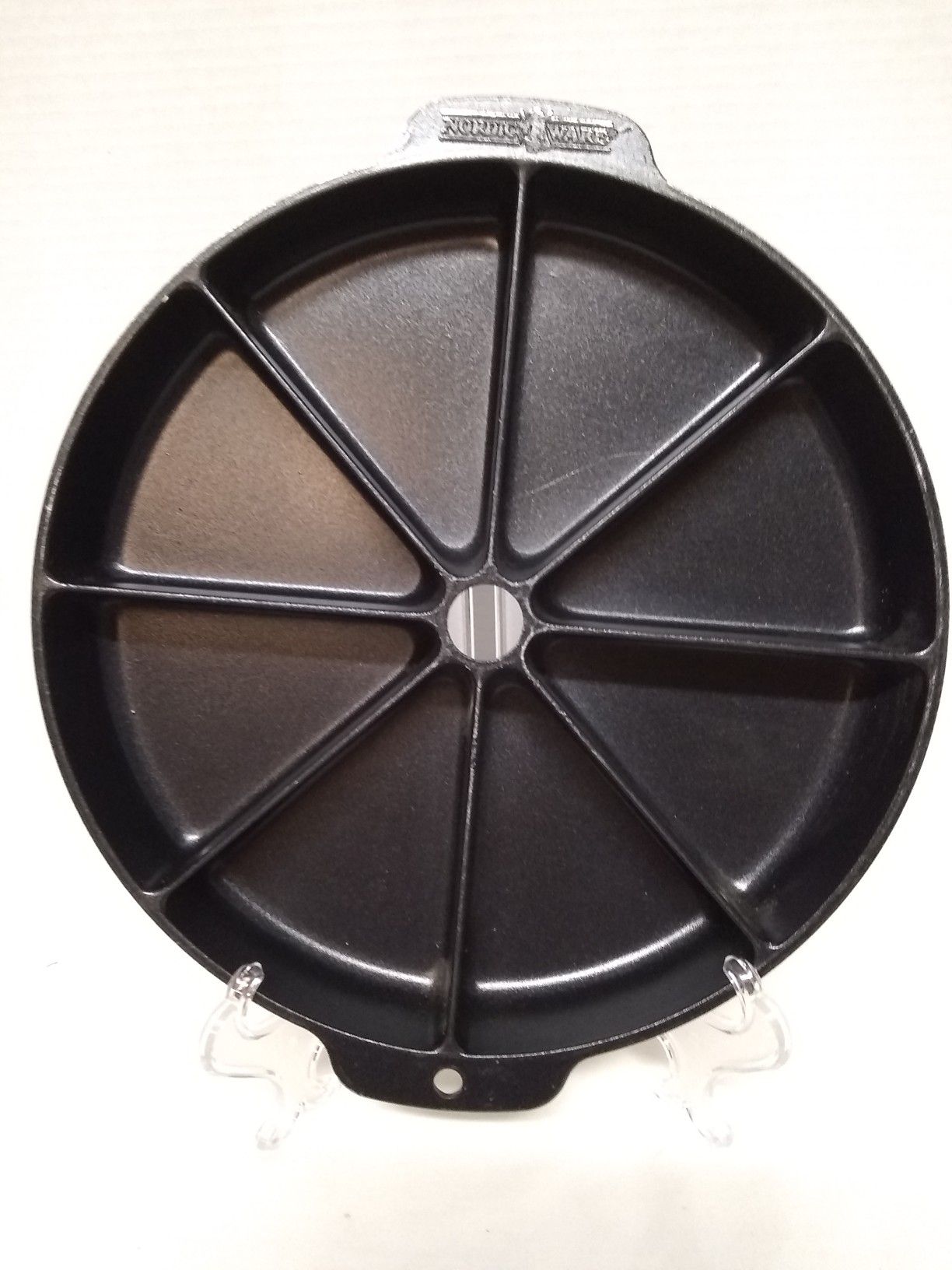 Bundt and Cornbread Pan