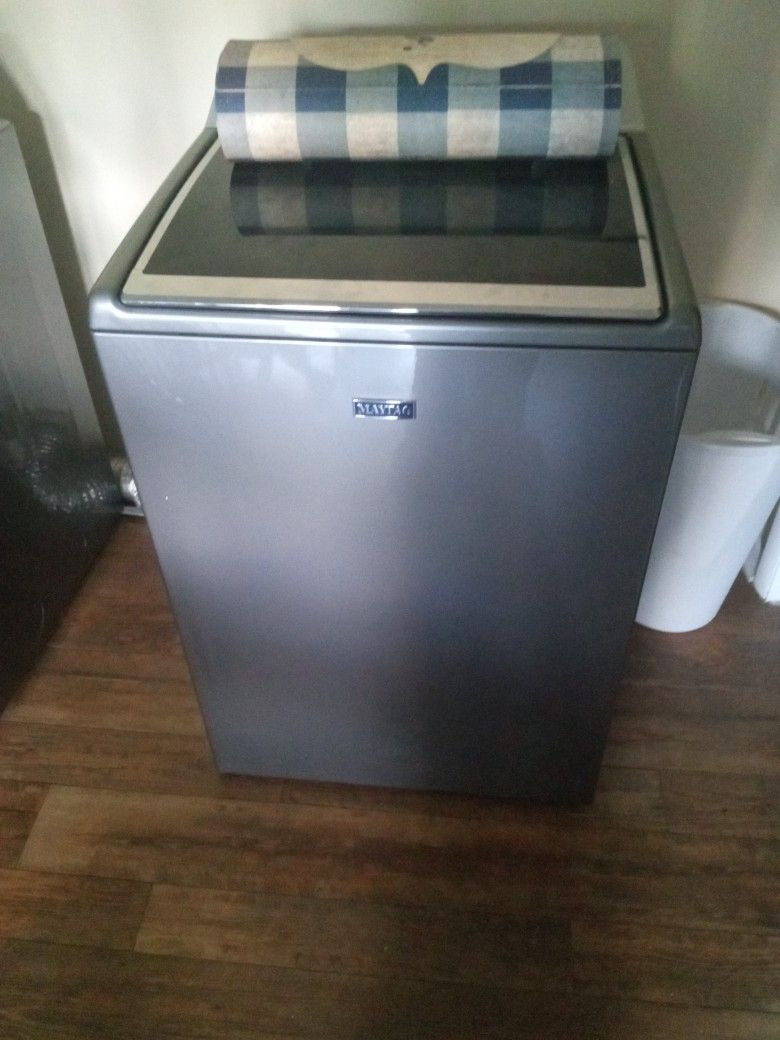 Maytag Washer And A Bravo XL Dryer