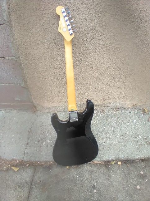 FENDER Squire Bullet Guitar
