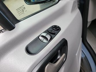 2018 Mercedes-Benz Sprinter Cargo Van Thumbnail