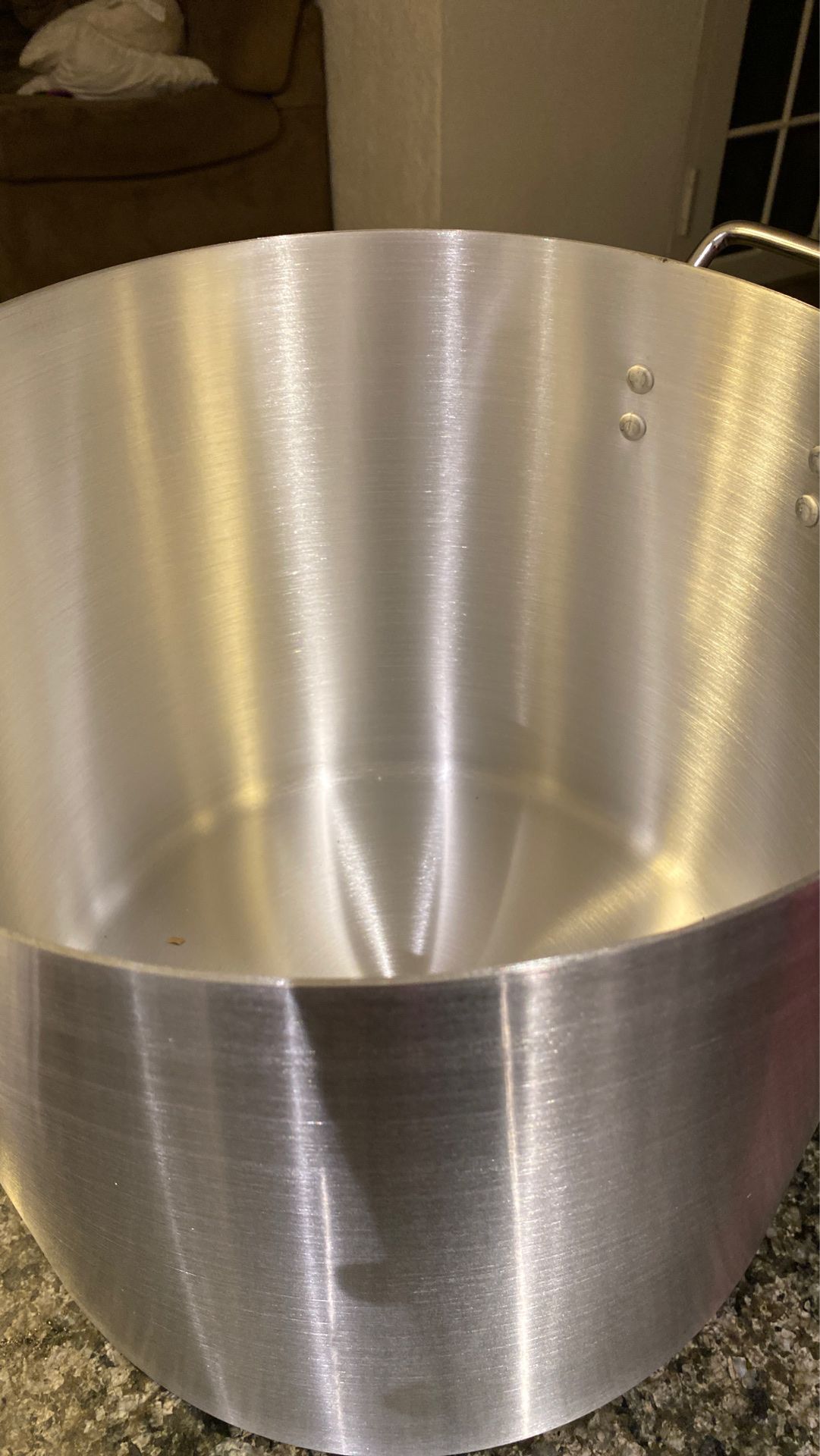 Cookware jumbo Haitian pots