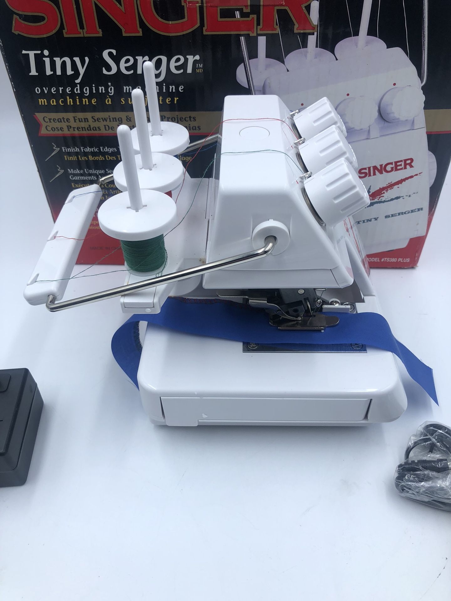Singer Tiny Serger Sewing machine TS-380 Plus New Open Box