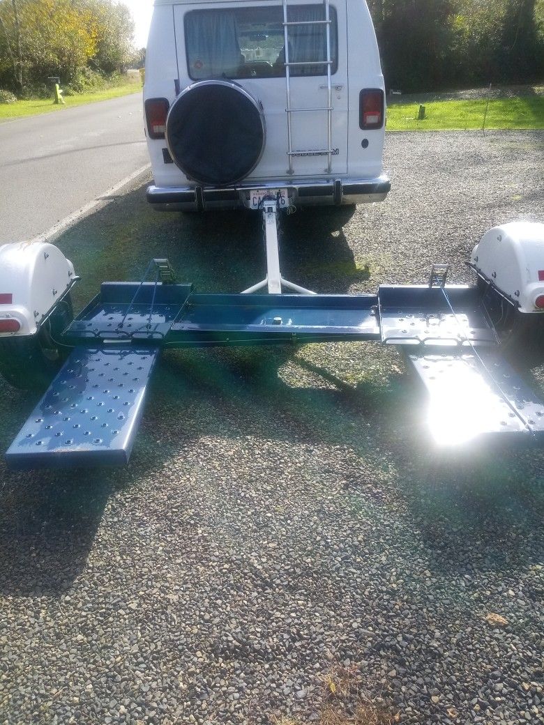 Tow Dolly