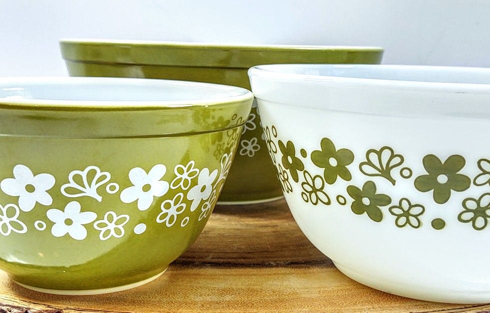 Pyrex Spring Blossom Mixing Bowls (3)