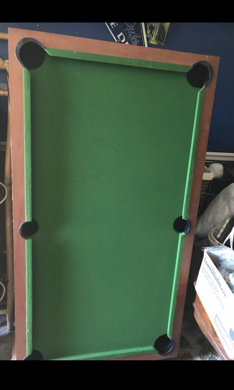 Mini Pool & air hockey table