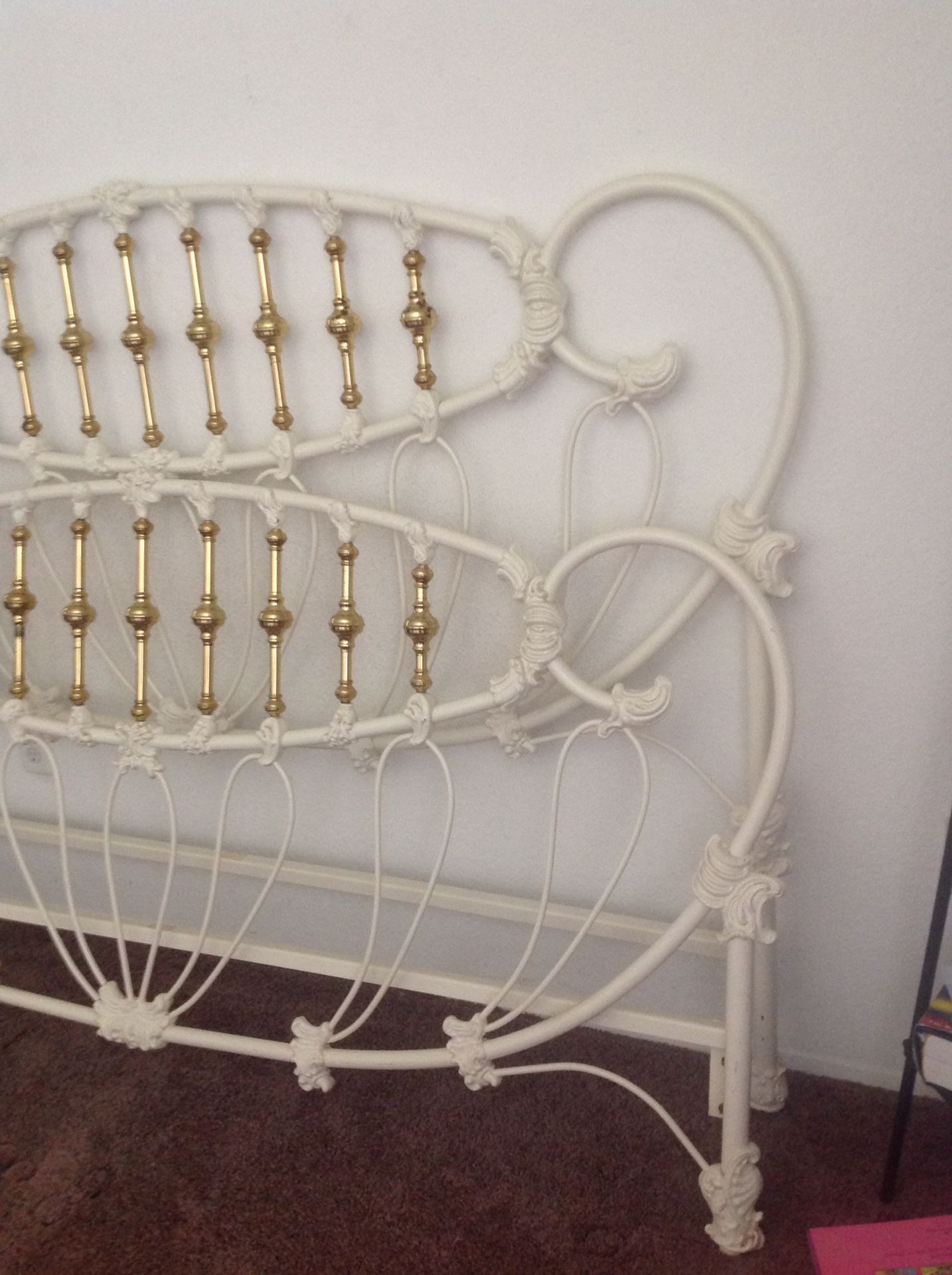 Antique Elliott's Design King Bed for Sale in Vista, CA - OfferUp