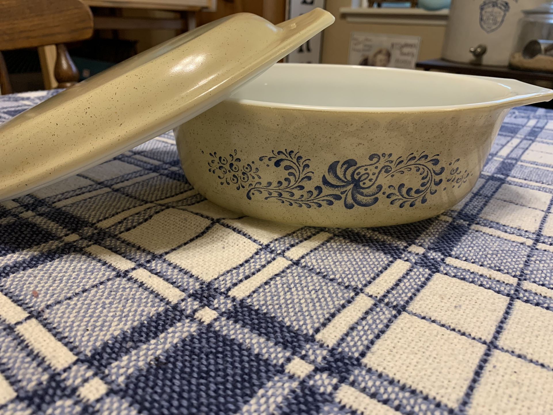 Vintage Pyrex Homestead Oval Casserole