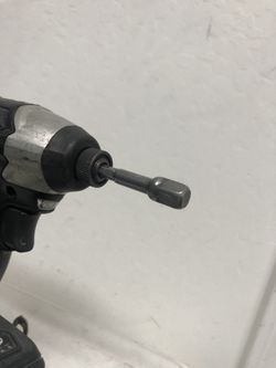Mikita 1/4 Torque Gun W/ 3/8 Adapter Thumbnail
