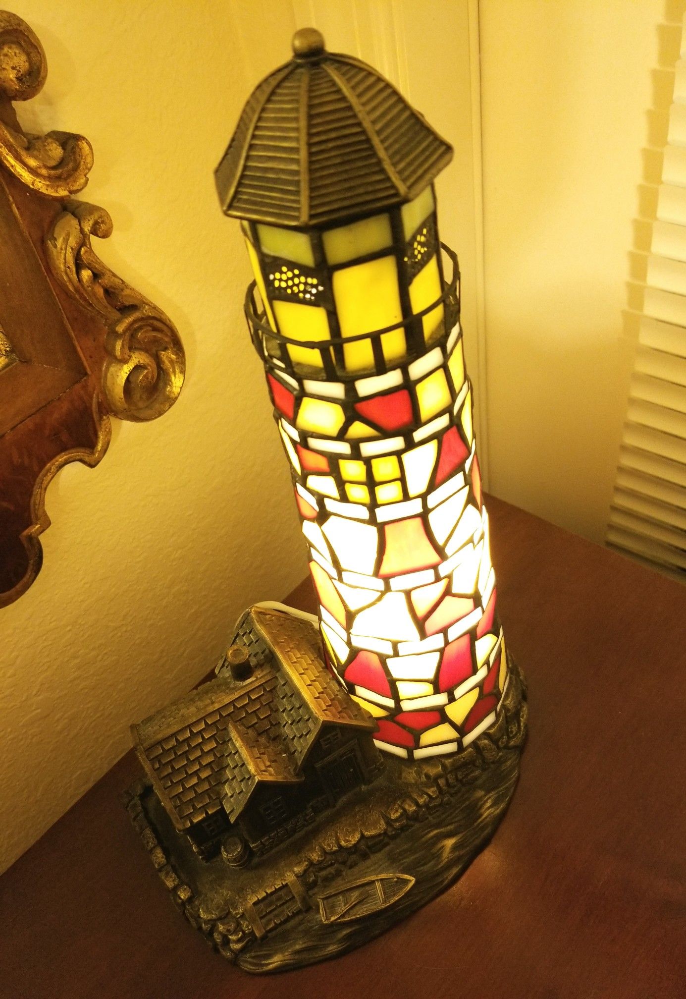 Gorgeous Stained glass Light House Ambient Lamp