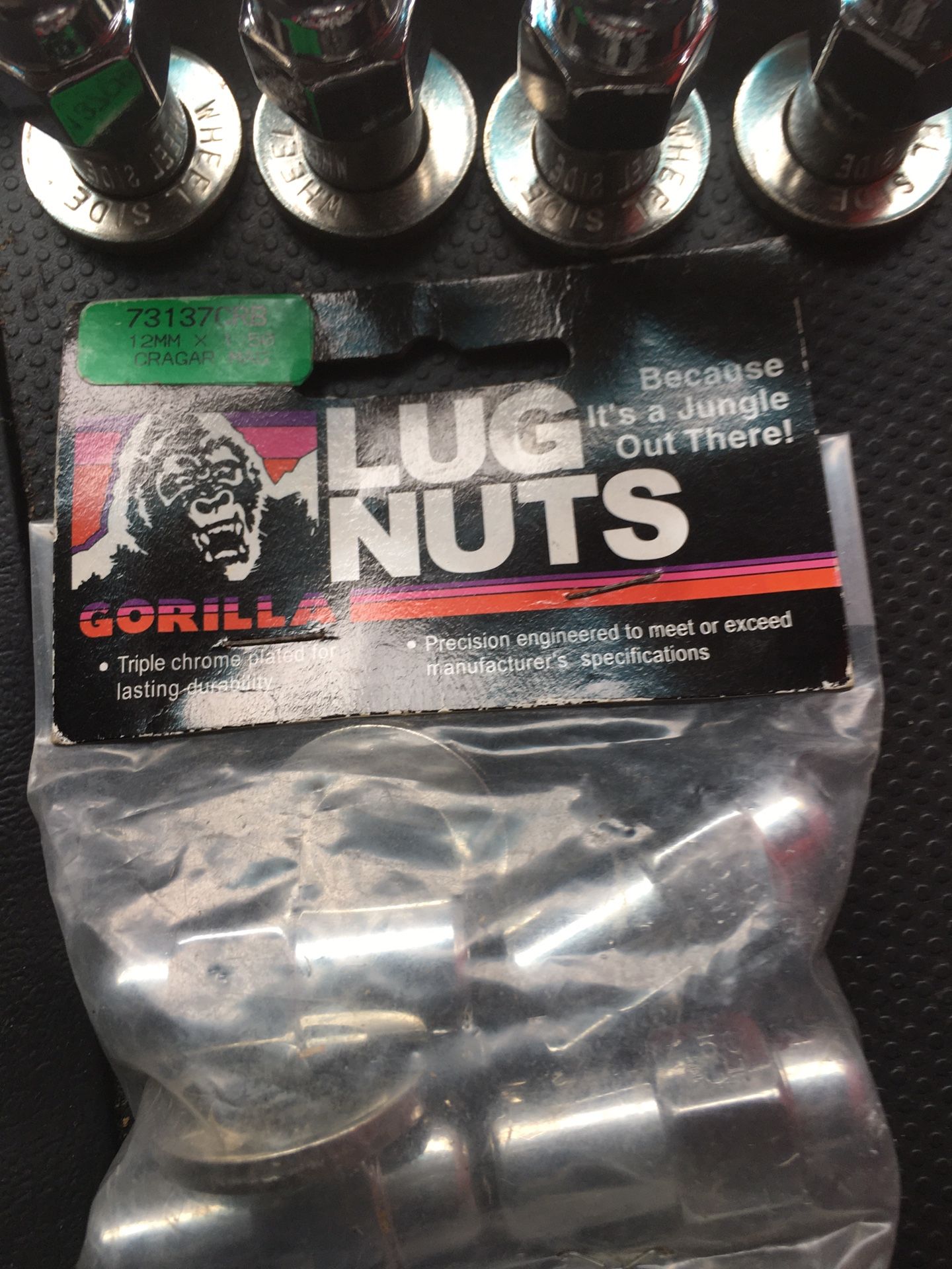 BRAND NEW 8-CRAGAR MAG LUG NUTS 12MM X 1.50 AND 18 CRAGAR CENTER WASHERS $30.00