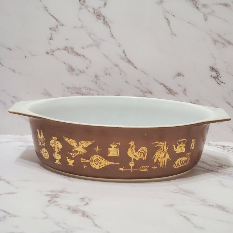 Vintage Pyrex Early American Casserole Dish