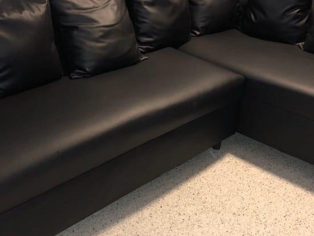 SECTIONAL BRAND NEW!