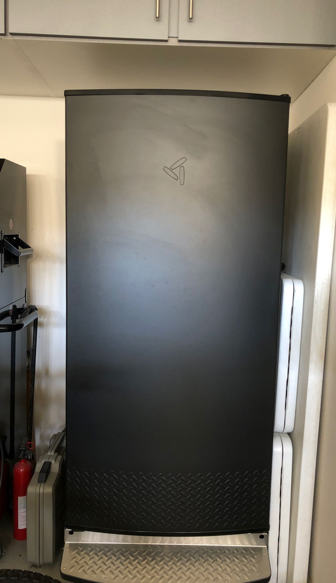 Gladiator by Whirlpool Garage refrigerator for Sale in Corona, CA OfferUp