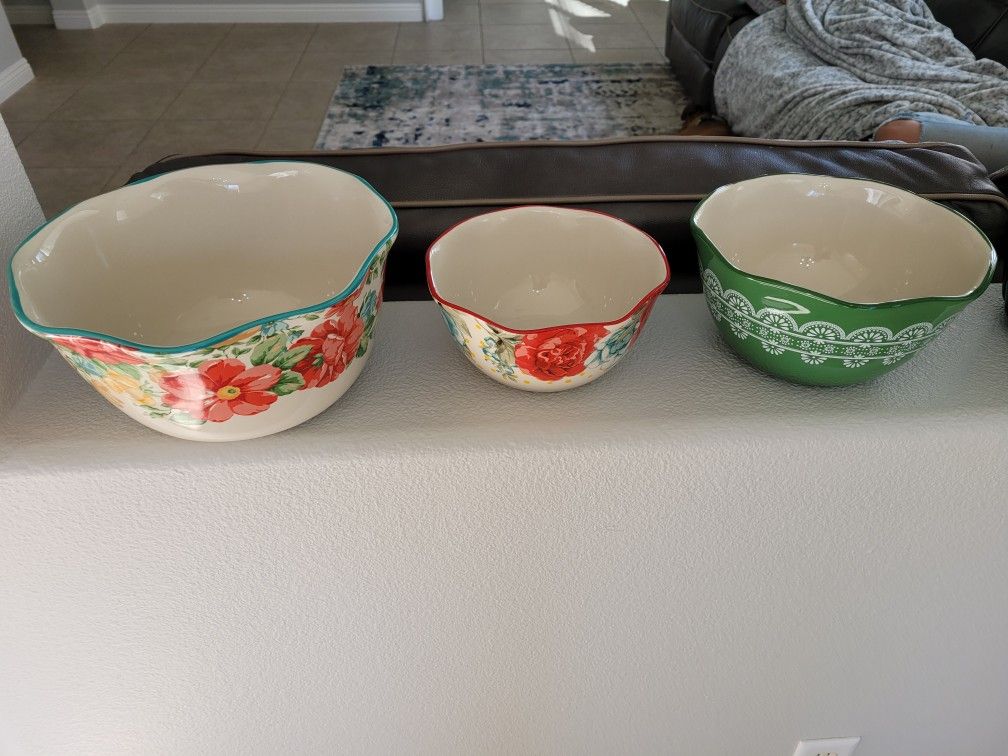 All The Bowls!! And Glass!!