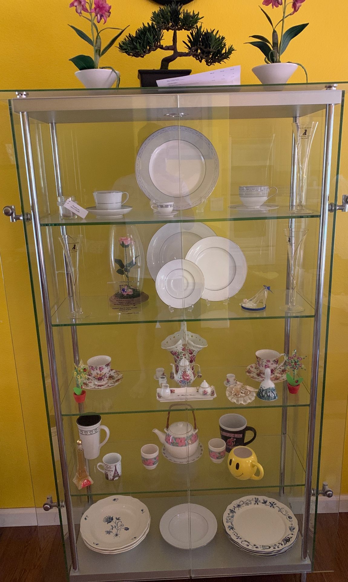 China cabinet