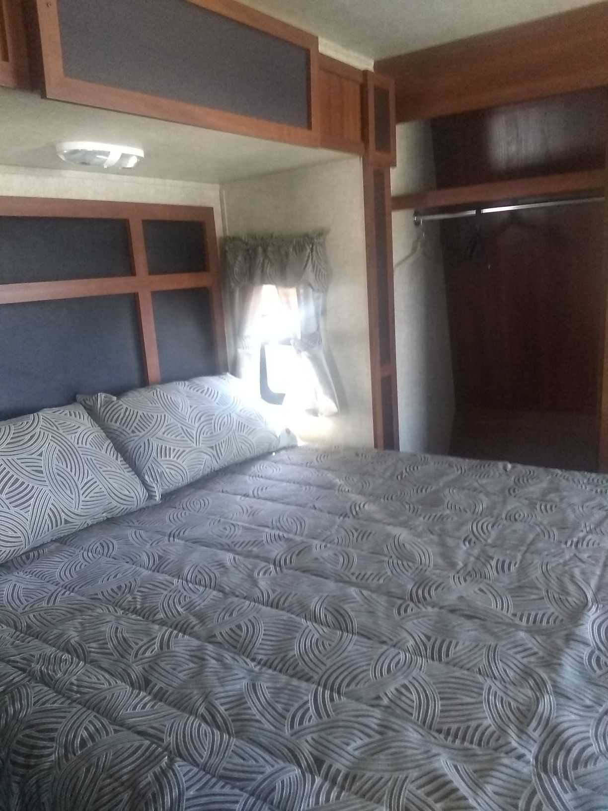 2013 Keystone Fuzion 381