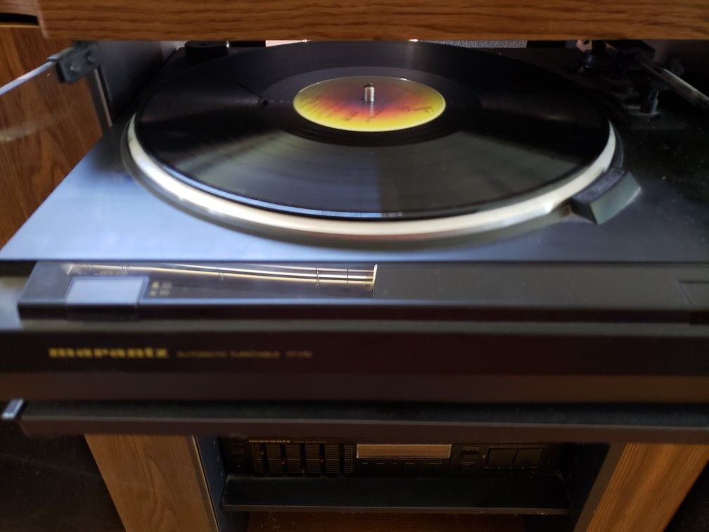 Marantz home stereo