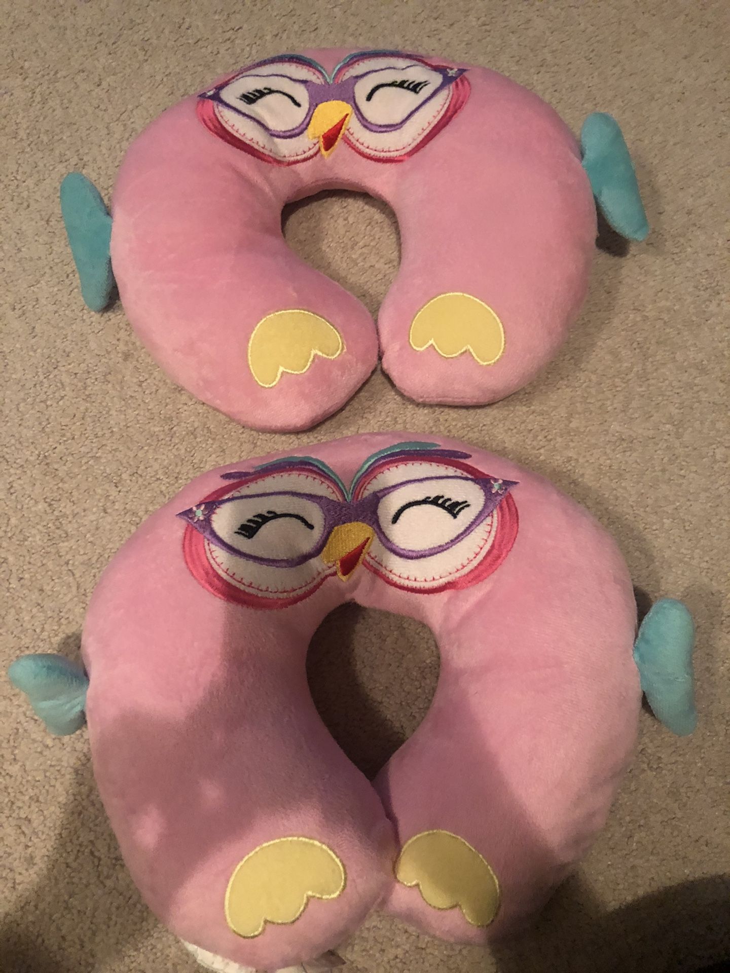 Girls neck pillow
