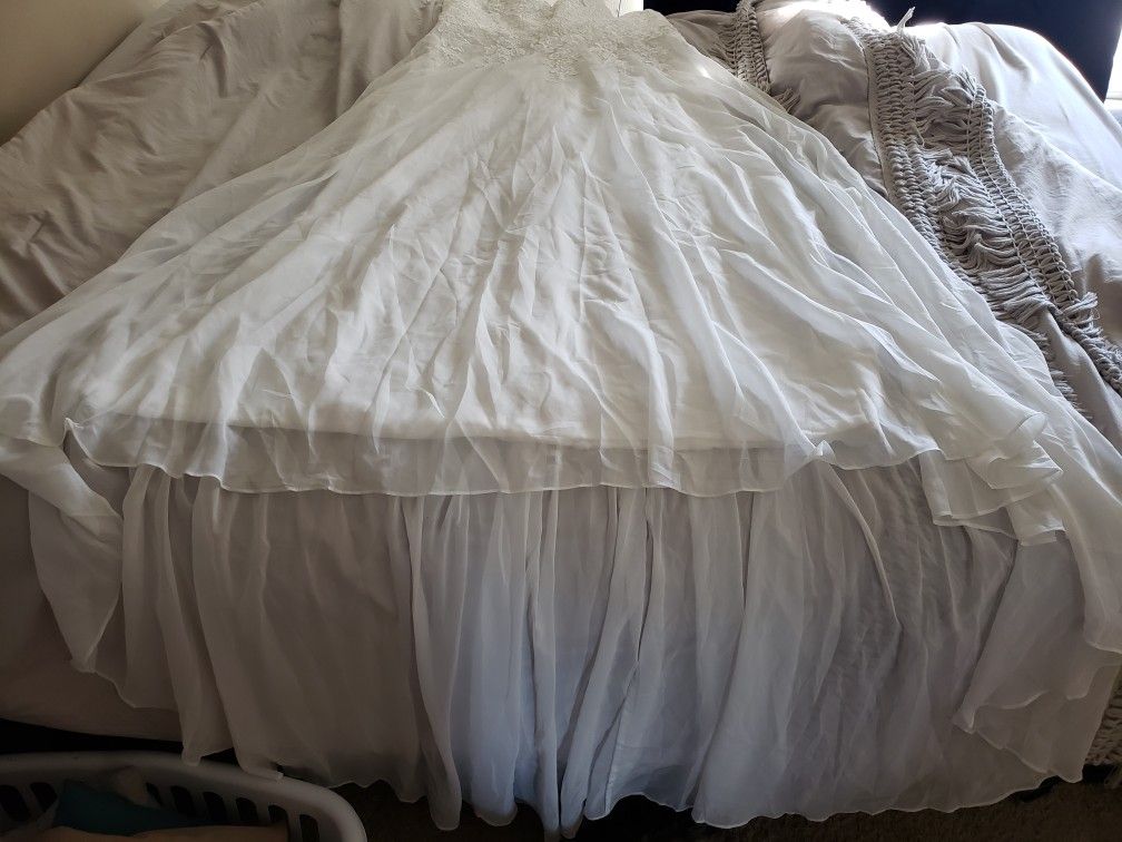 White Wedding Dress Bridal Gown- Size 16