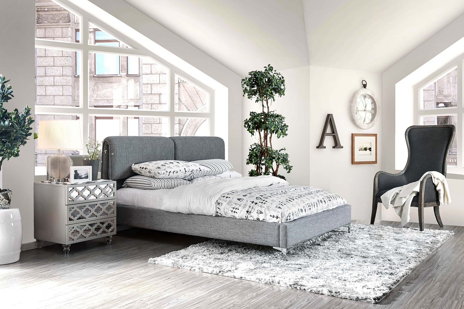 QUEEN SIZE BED (BRAND NEW)(((MATTRESS NOT INCLUDED)))