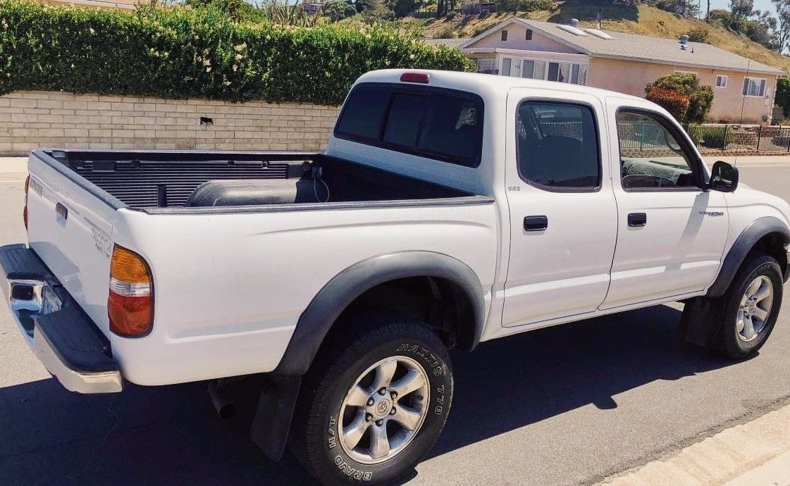 2003 Toyota Tacoma SR5