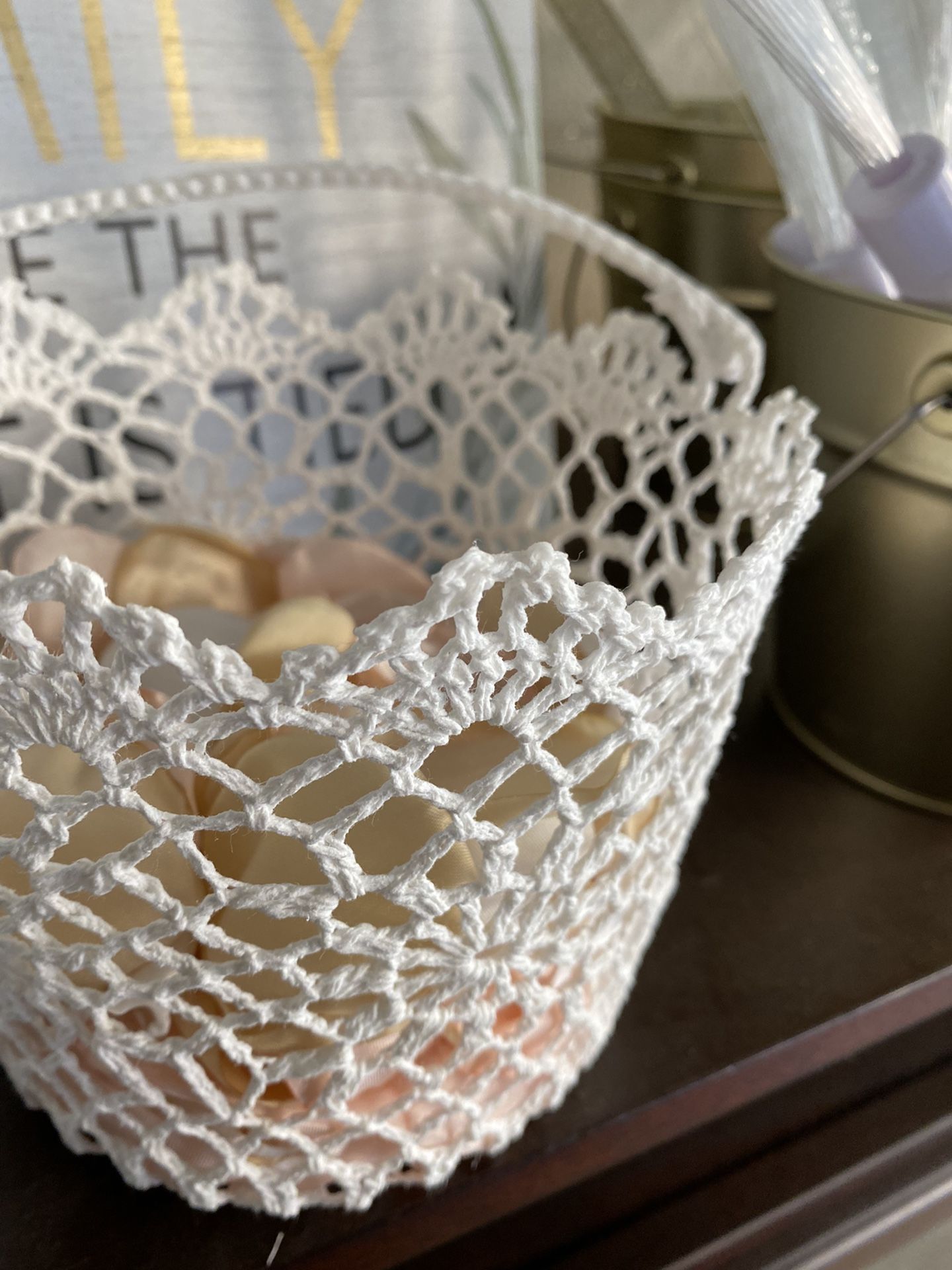 2 White Flower Girl Baskets & 200 Silk Petals