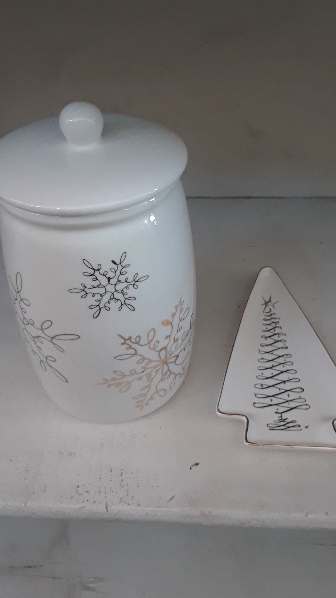 Cookie jar and candy dish ceramic brand new