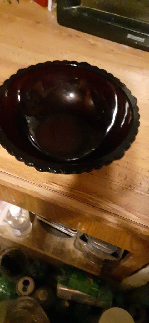 Red Rudy Dessert Bowl