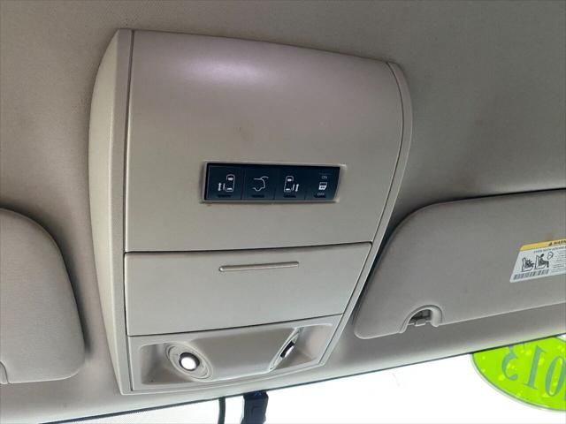 2013 Chrysler Town & Country
