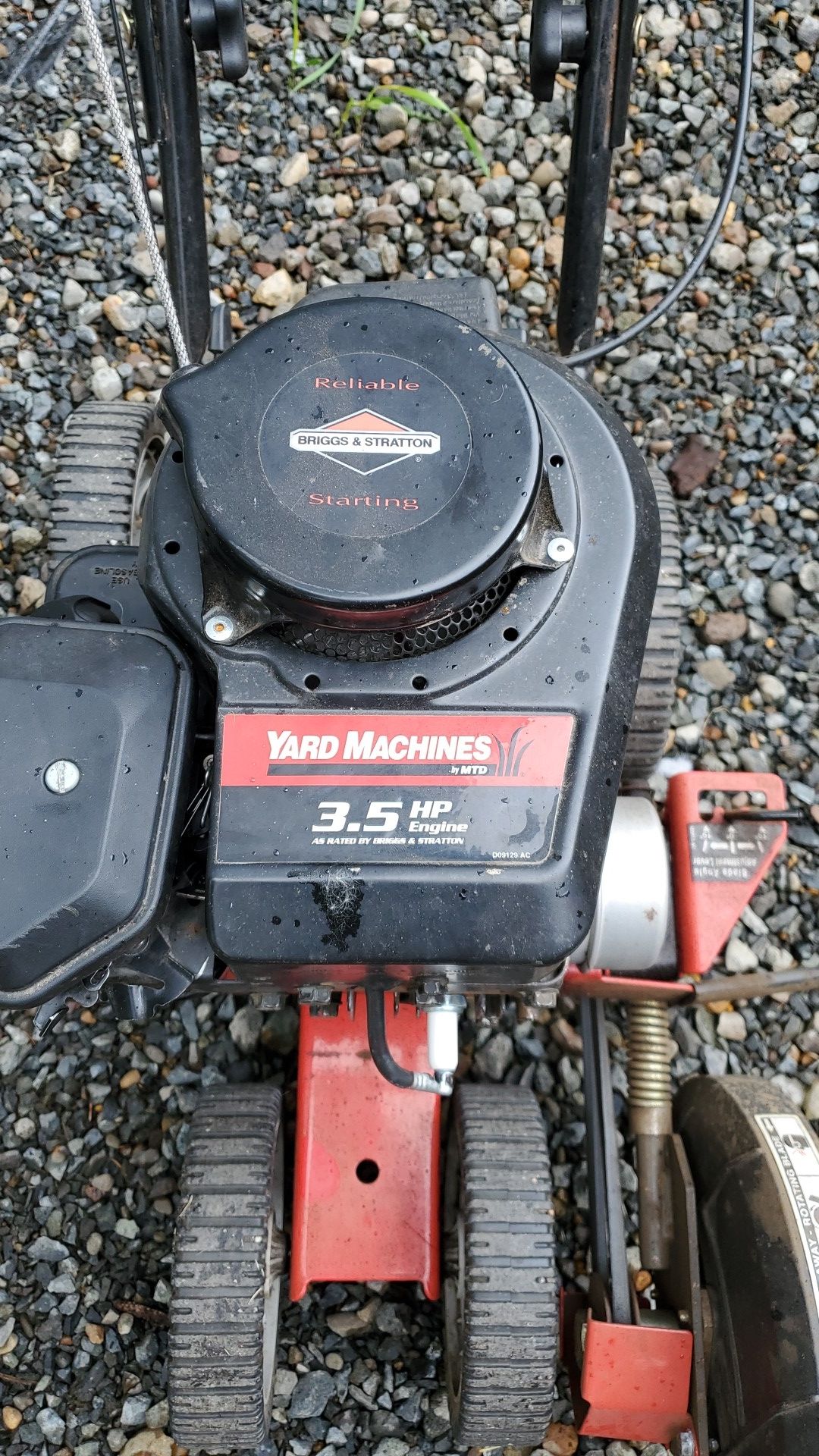 Yard machines 3.5 HP edger for Sale in Bonney Lake,
