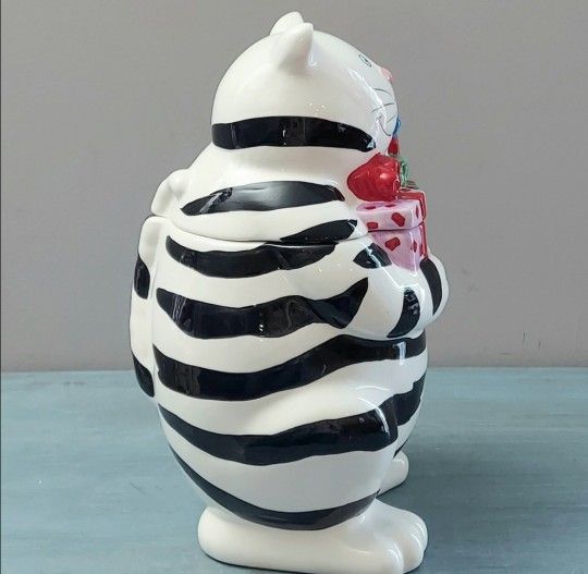 Vintage Christmas Cat Canister
