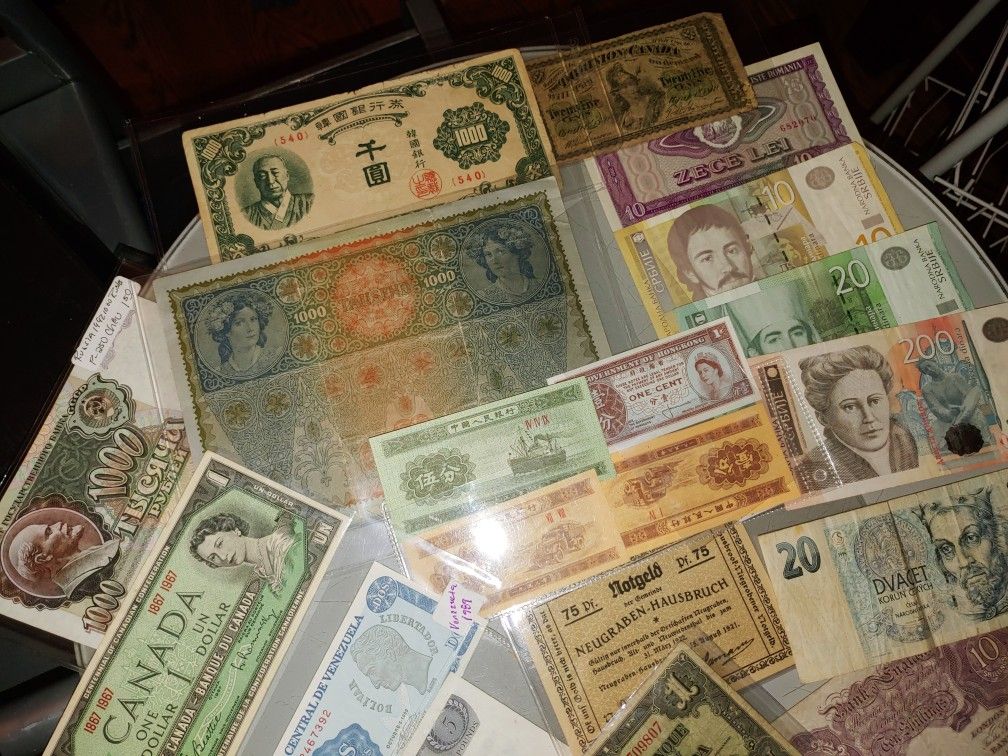 Foreign World Banknotes Currency Collection