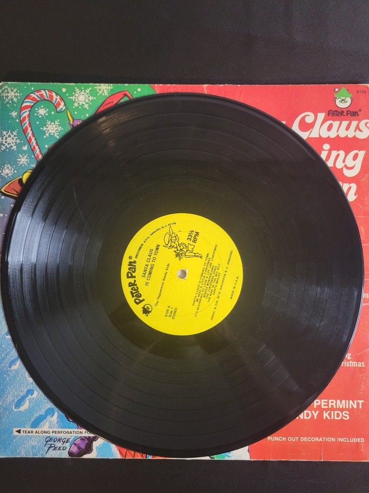 Christmas Set Santa Clause Is Coming To Town and The Little Drummer Boy Vinyl