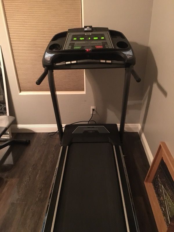 Horizon T500 Treadmill for Sale in Indianapolis, IN OfferUp