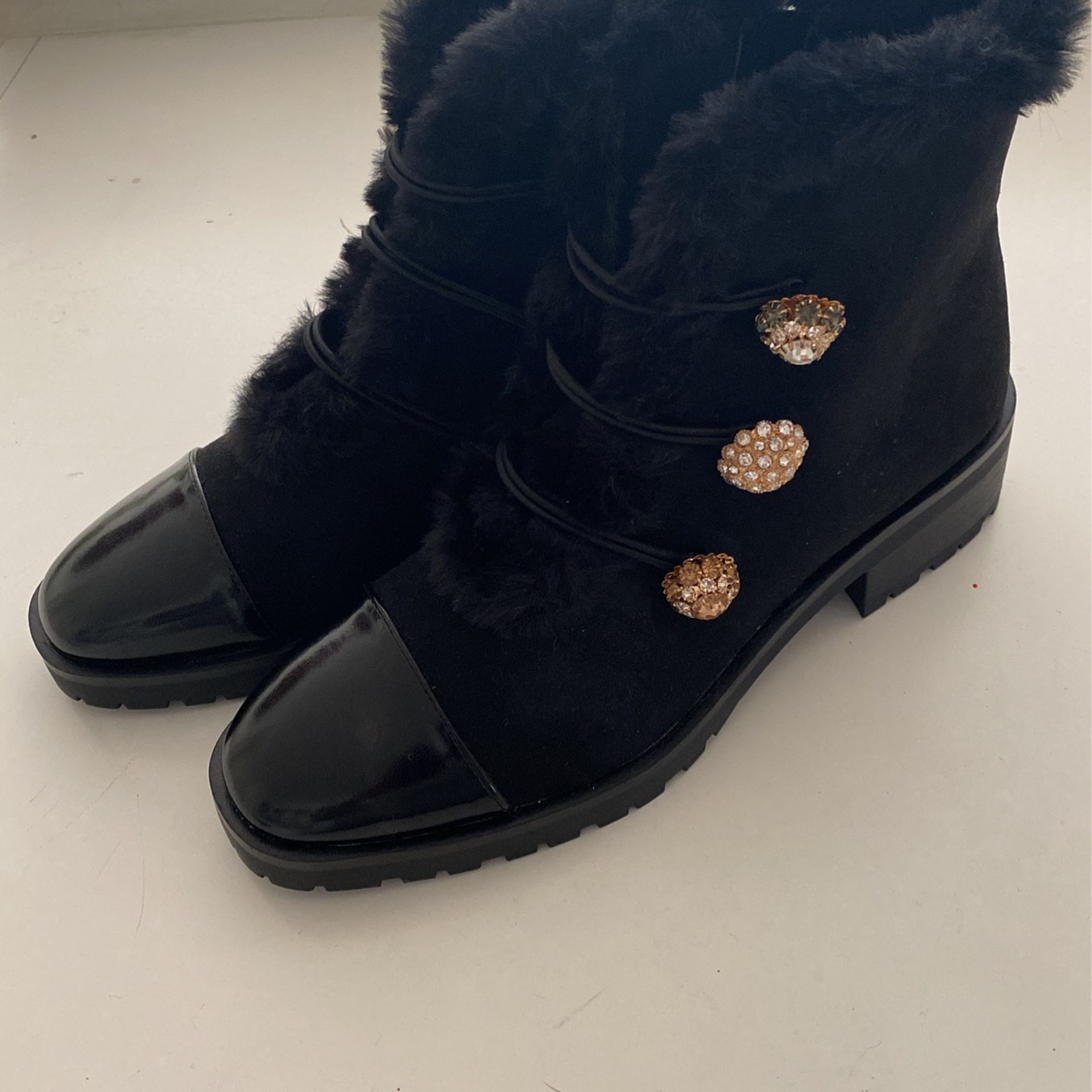 New Nanette Women’s Faux Fur Boots, Size 7