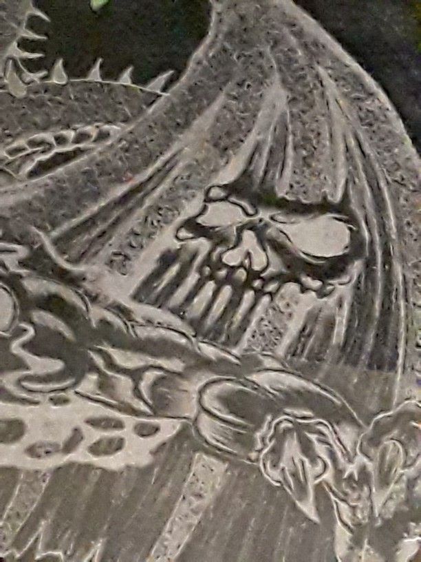 Dragon Bar Table